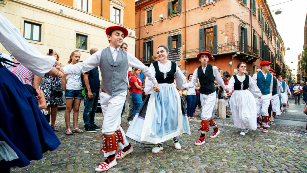 inaugurazione Tocati', con paese ospite Francia meridionale
